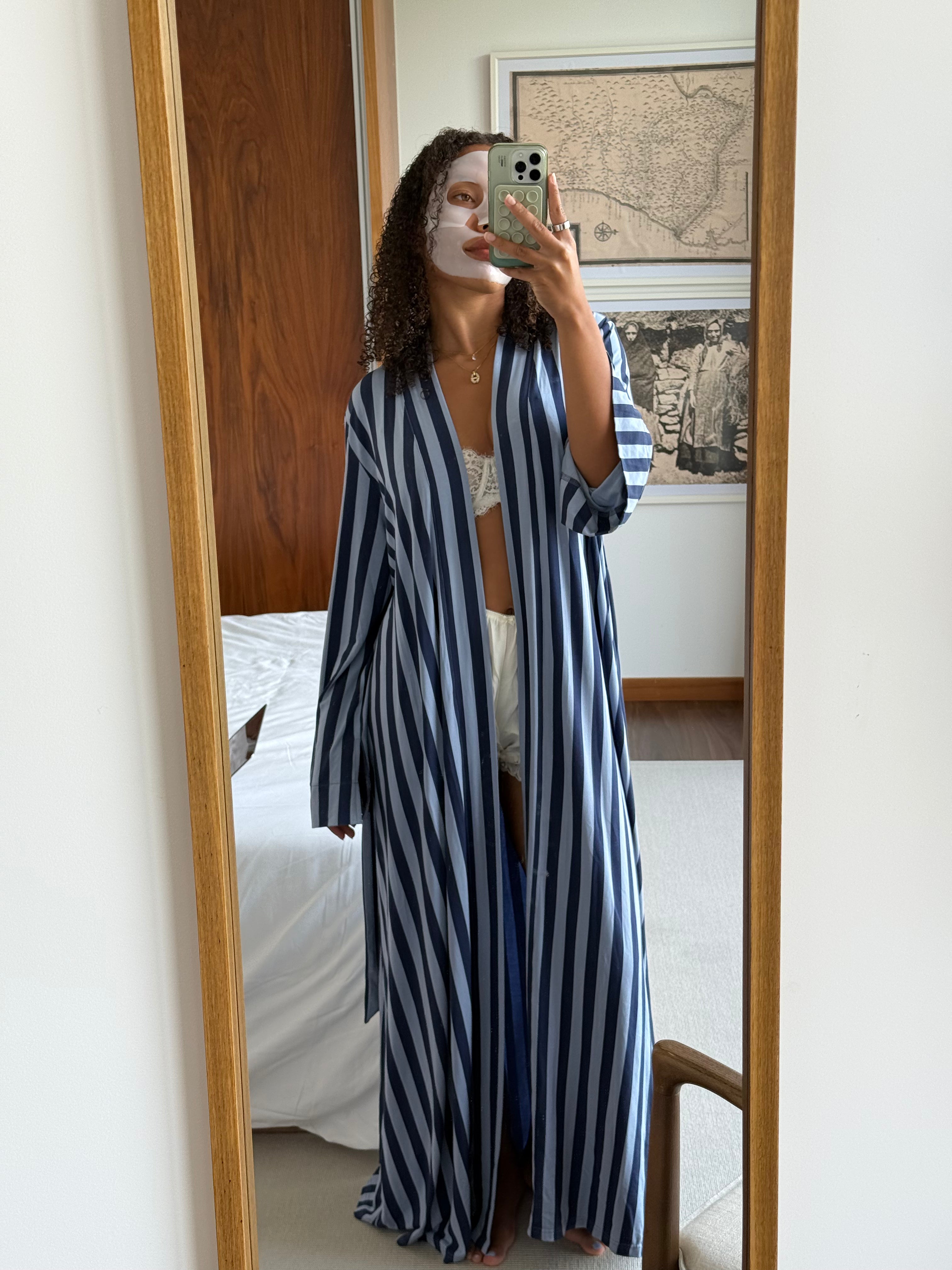 the blueberry robe