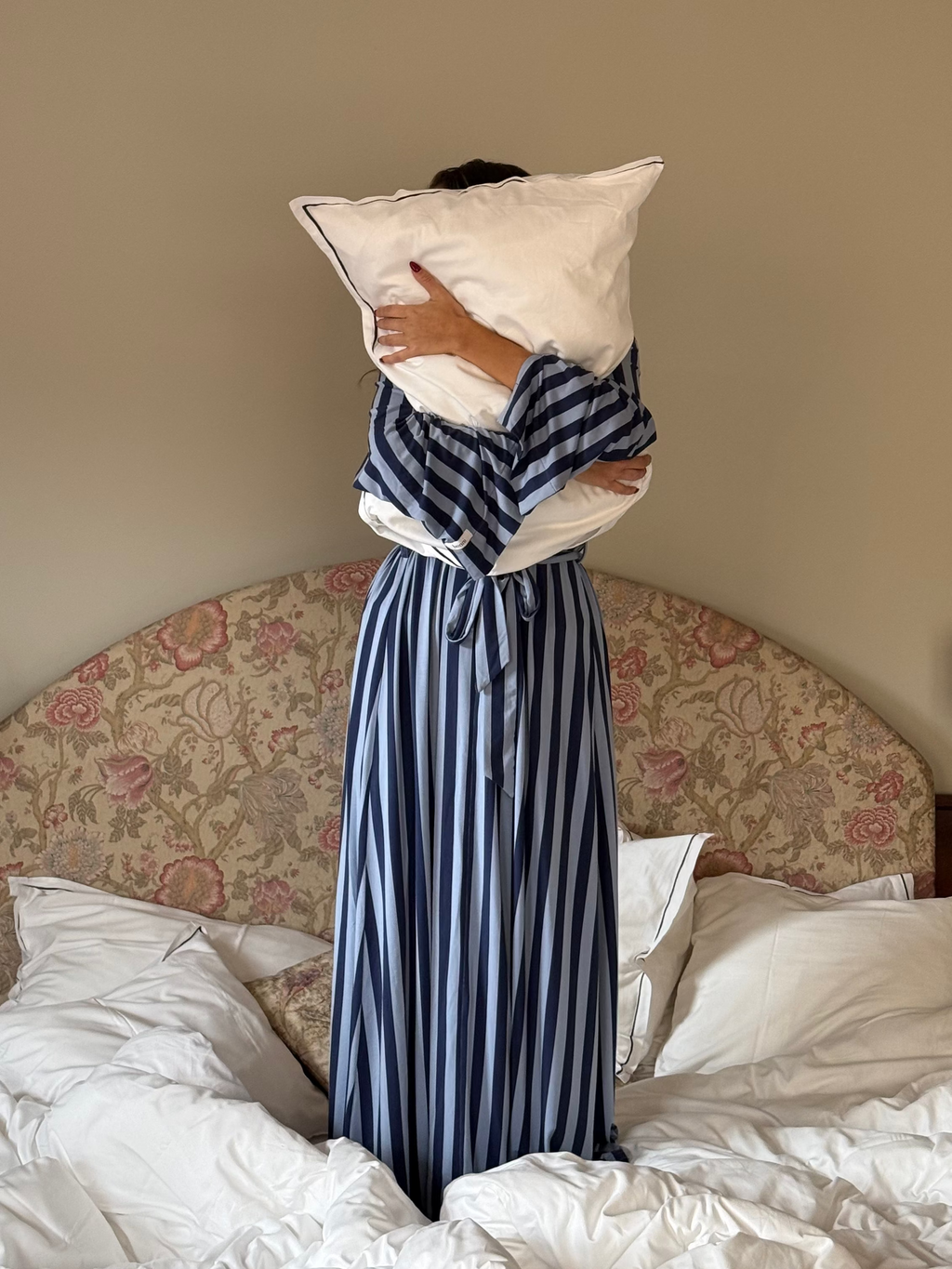 the blueberry robe
